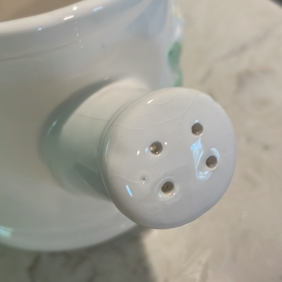 Vintage Ceramic Watering Pot with Tulip Design - Picture 8 of 8